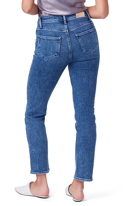 CINDY EXPOSED BTN FLY SKYSONG 2