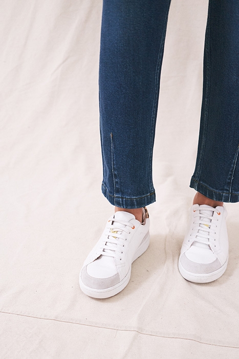 ROBYN BARREL JEAN MID DENIM 3