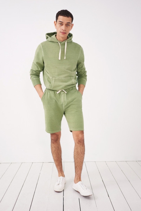 HILTON GARMENT DYE SHORT  GREEN 2