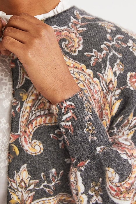 PRINTED FLUFFY CARDIGAN BLK 4