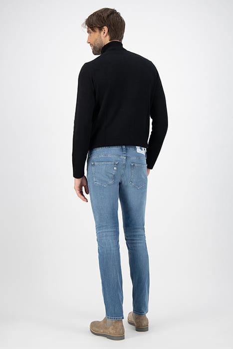 SLIM LASSEN FAN STONE 4