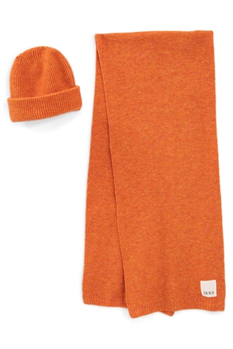 ORANGE KNIT BEANIE AND SCARF SET 1