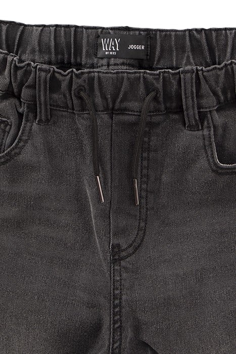BOYS’ BLACK FADED JOGGER JEANS 3