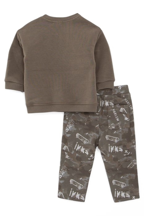 BABY BOYS’ CAMOUFLAGE JOGGERS AND KHAKI SWEATSHIRT OUTFIT 2