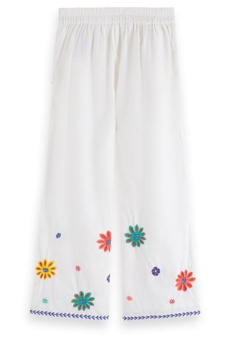 CROPPED FLOWER EMBROIDERY PANTS OFF WHITE 2