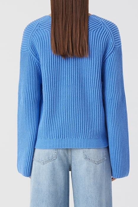 V CARDIGAN LONG SLEEVE CHAMBRAY BLUE 2