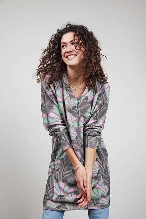 SWEAT DRESS CHILLY PRINT SAND WITH COSMIC FLOWER PRINT 4