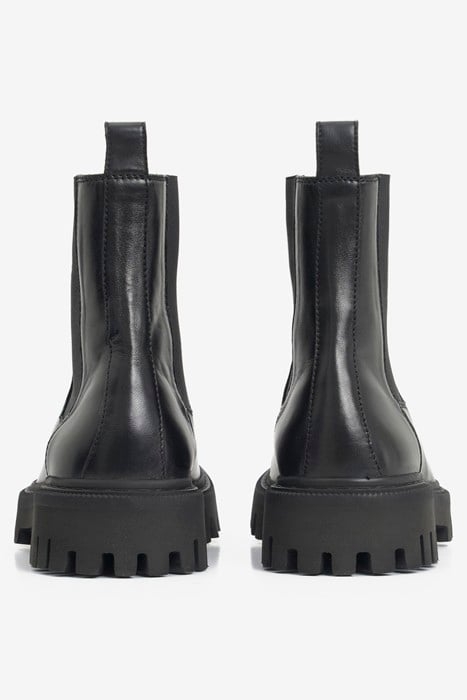 KOSMIC ITEM IN CHELSEA BLACK 4