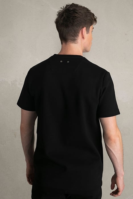 Q-SERIES STRAIGHT T-SHIRT JET BLACK 2