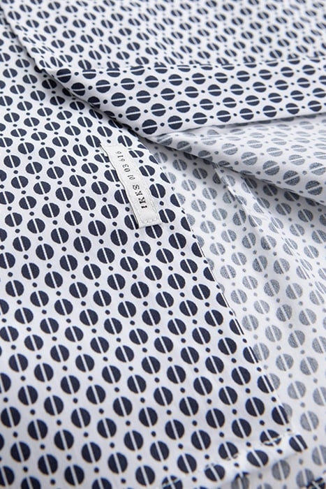 WHITE MINIMALIST GRAPHIC MOTIF SLIM SHIRT 7