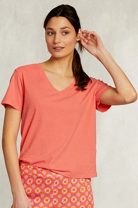 RED V-NECK T-SHIRT 1