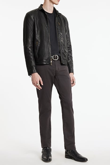 J701 - REGULAR FIT CHOCOLATE 2