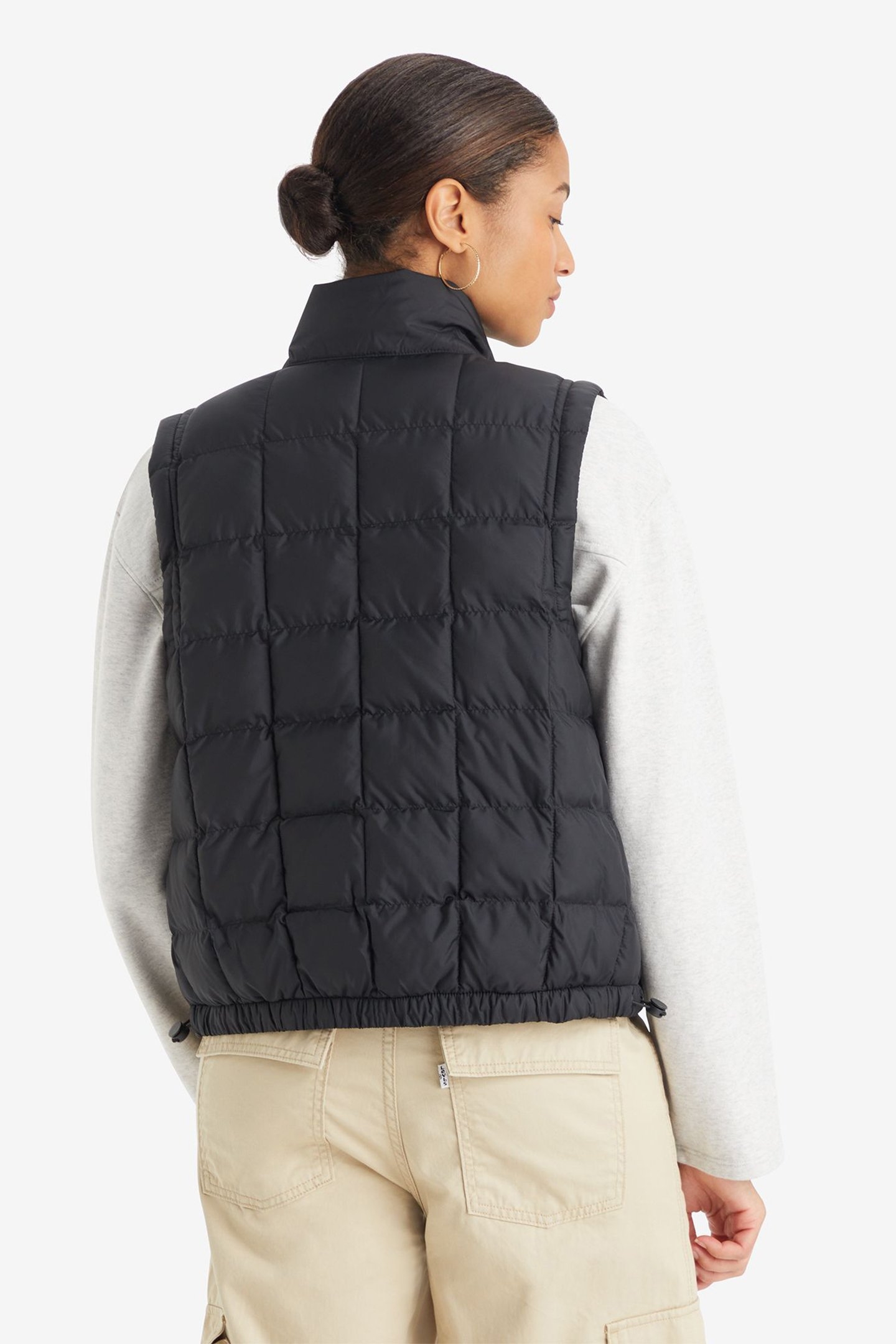 PUFFER VEST JACKET IN BLACK 2