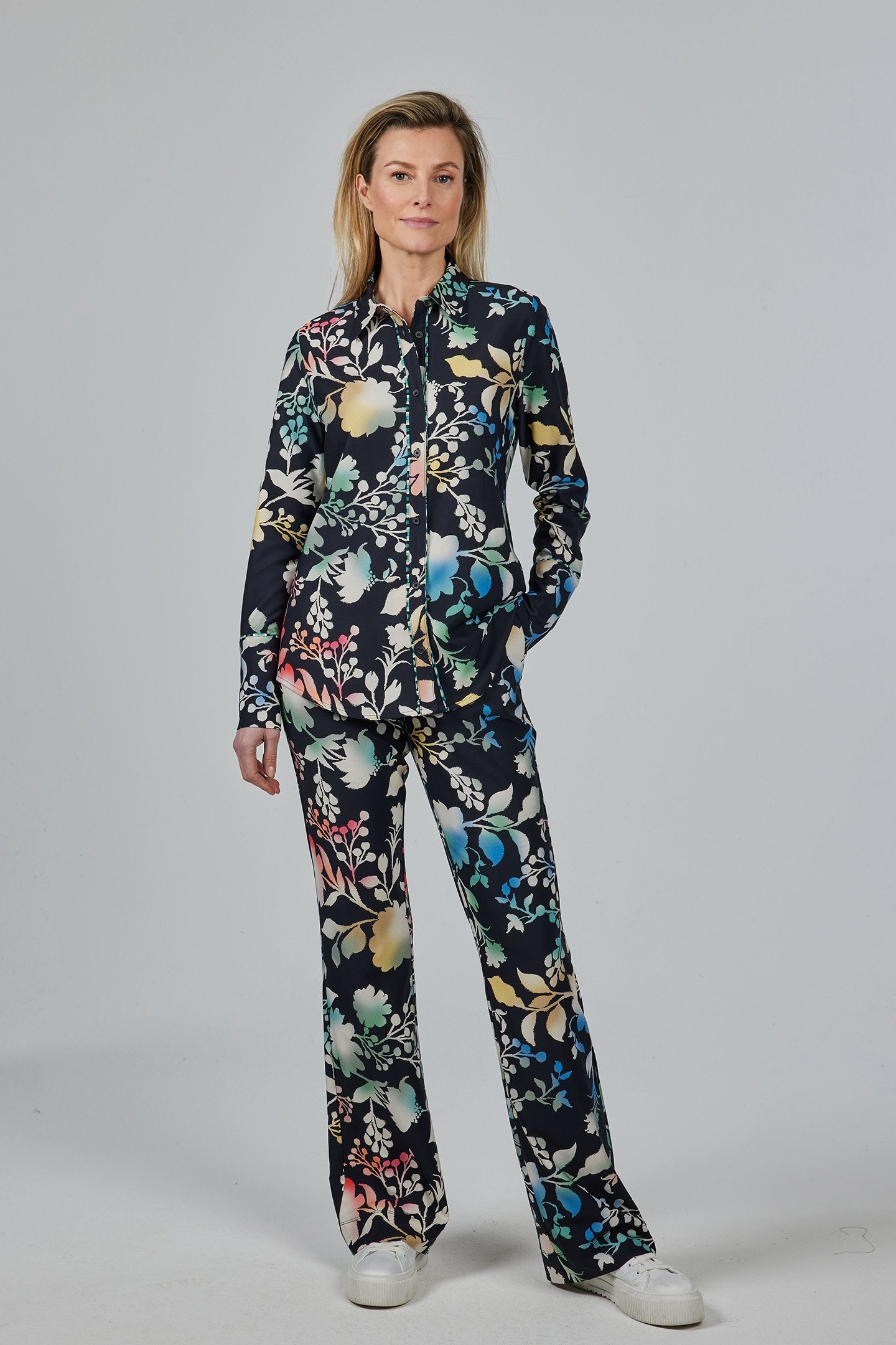 TRAVEL BLOUSE PRINT JOURNEY BLACK WITH FIORI PRINT 2