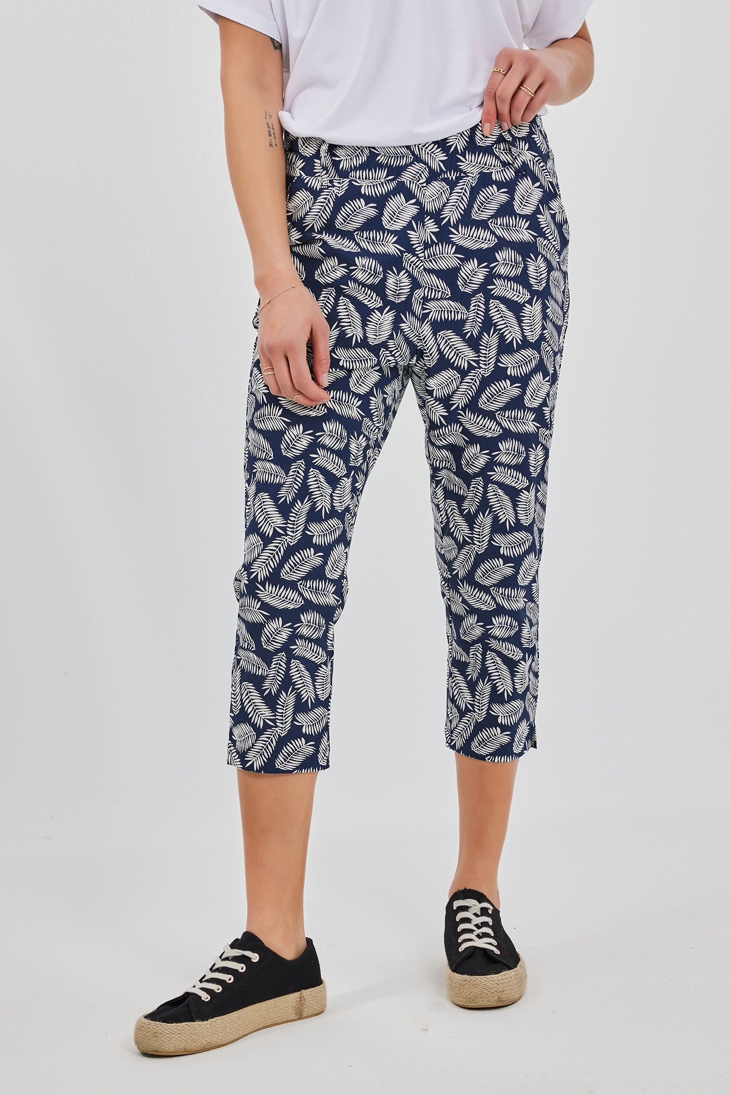 TRAVEL CAPRI CICLO PRINT DARKBLUE WITH FEATHERS PRINT 1