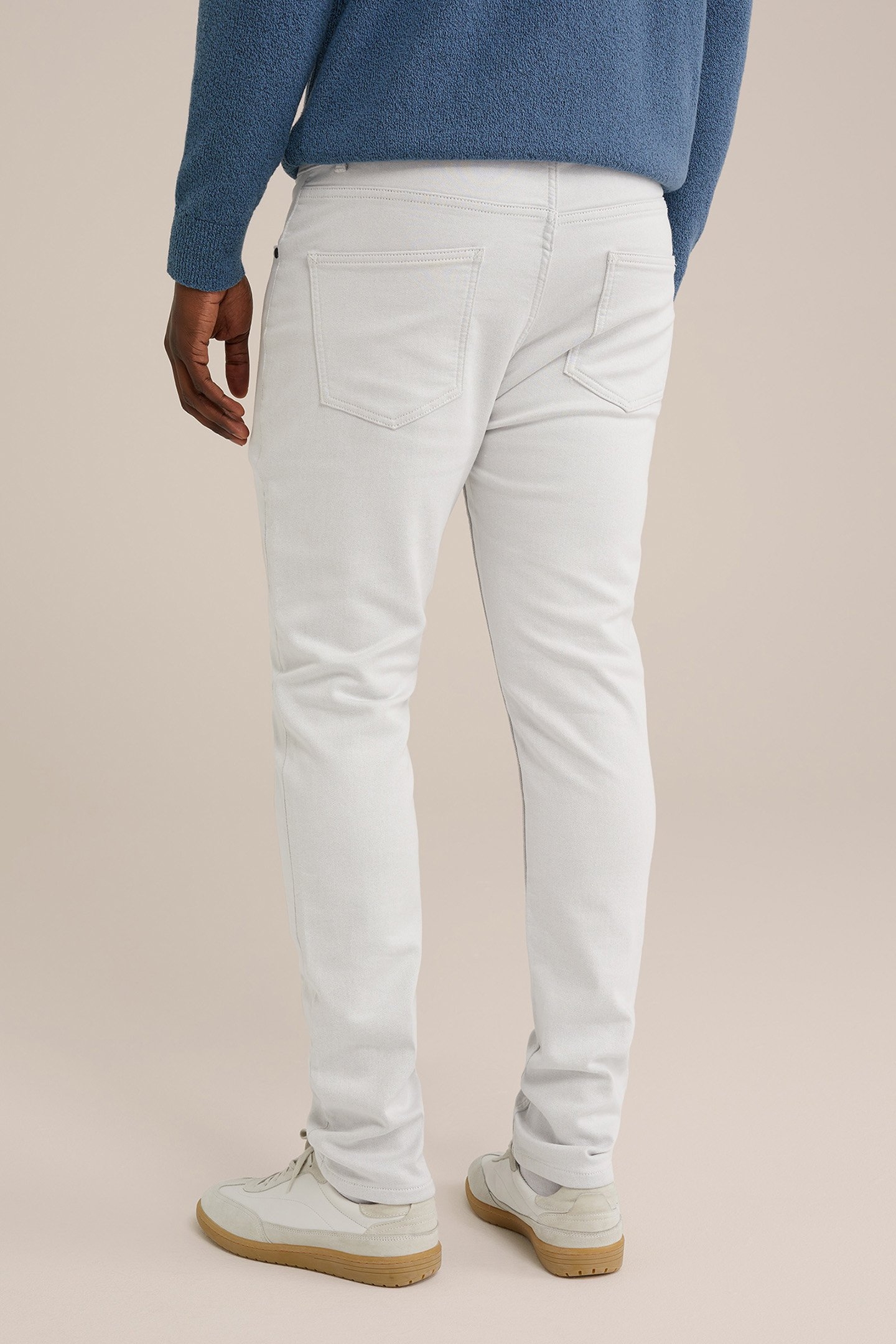 5-POCKET MID WAIST LIGHT GREY 2