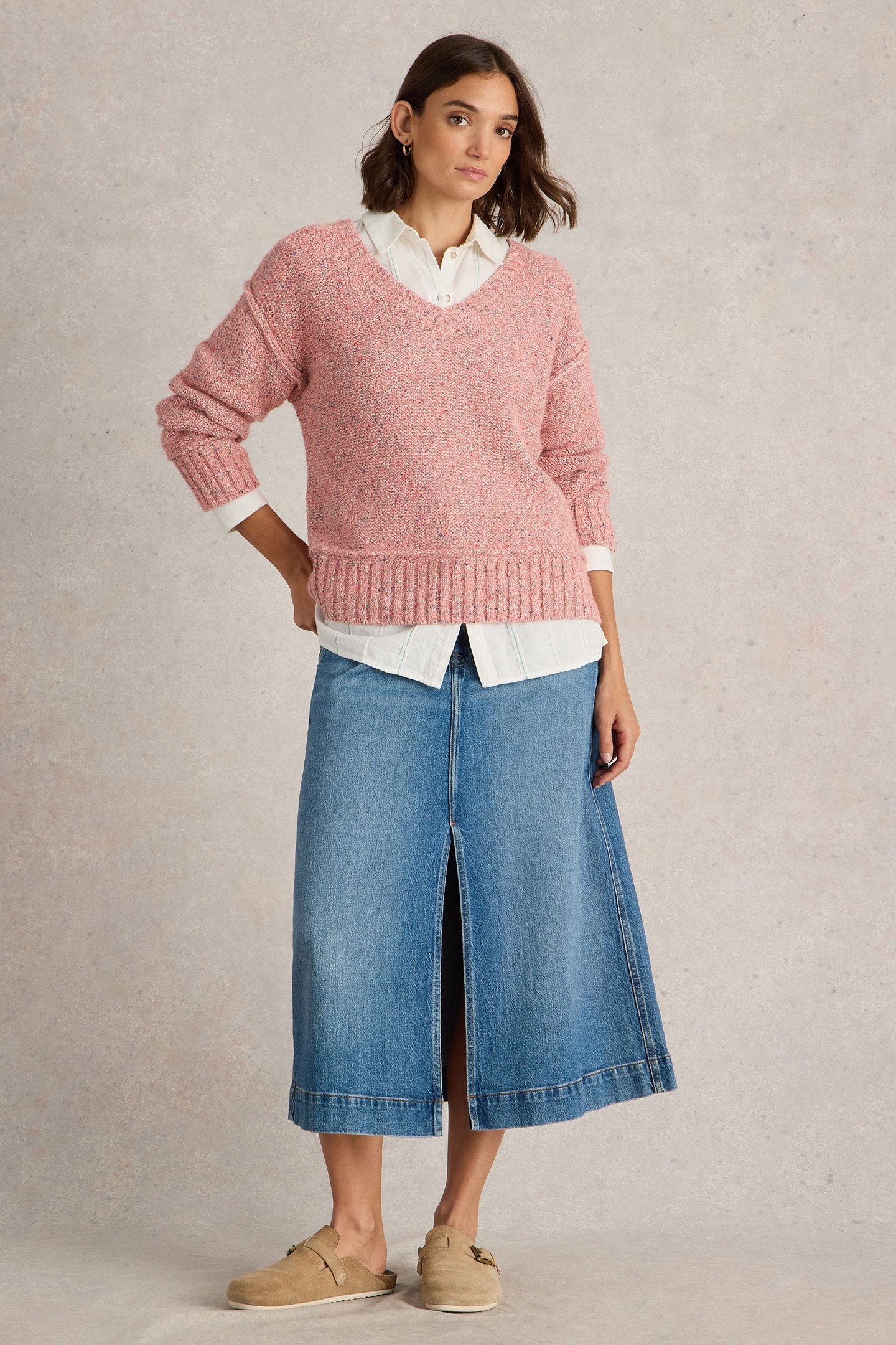 TAMMY TEXTURED V NECK LIGHT PINK 1