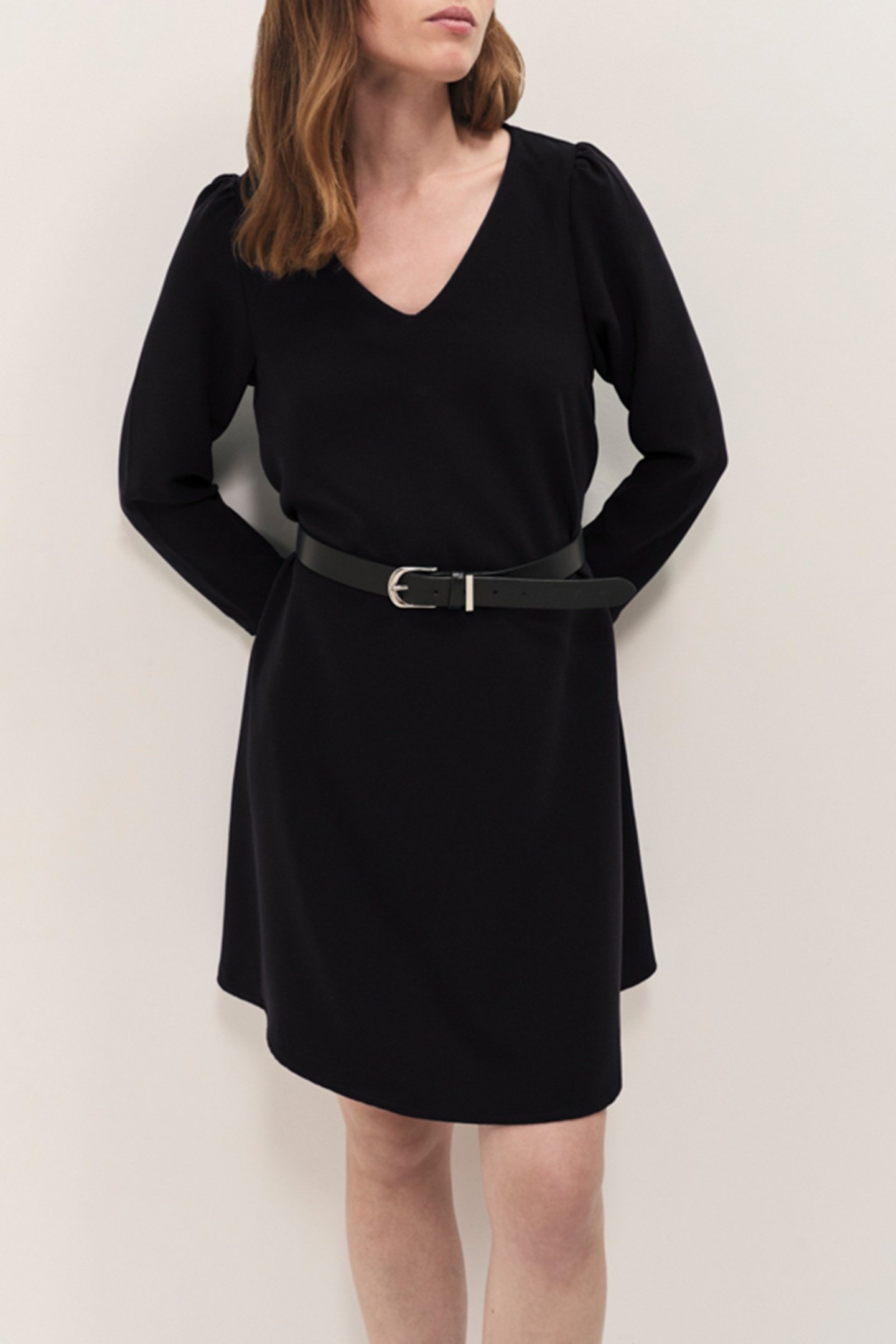 RIOMI - FLARED FLUID BLACK DRESS 5