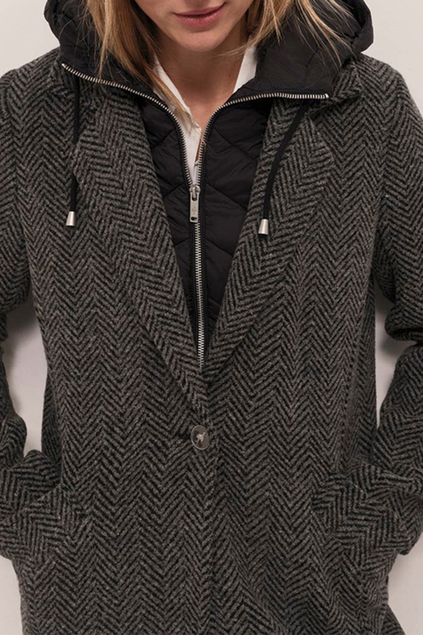 DEW - BLACK HERRINGBONE WOOL COAT WITH REMOVABLE TRIMMING 7