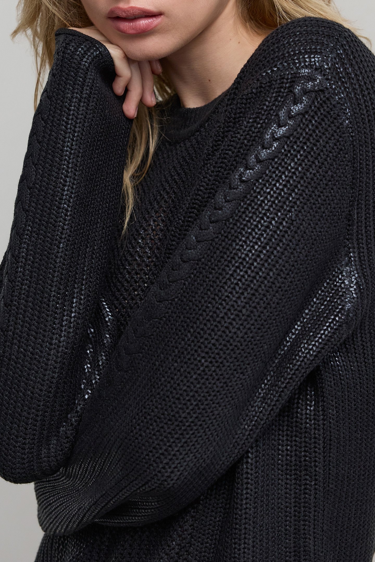 BLACK OPENWORK KNIT SWEATER 6