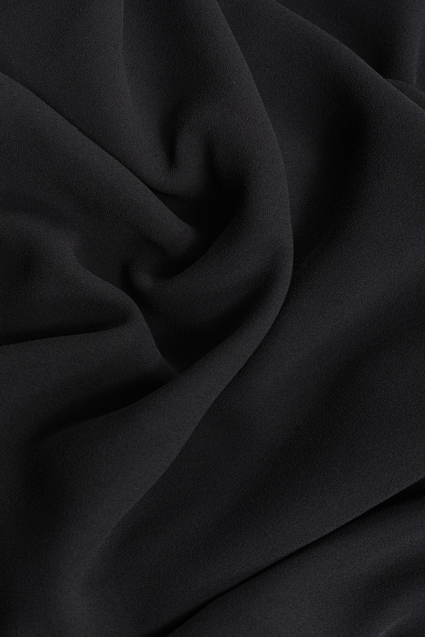 BLACK DRESS WITH V-NECK LACE MOTIF ON FRONT AND BACK 8