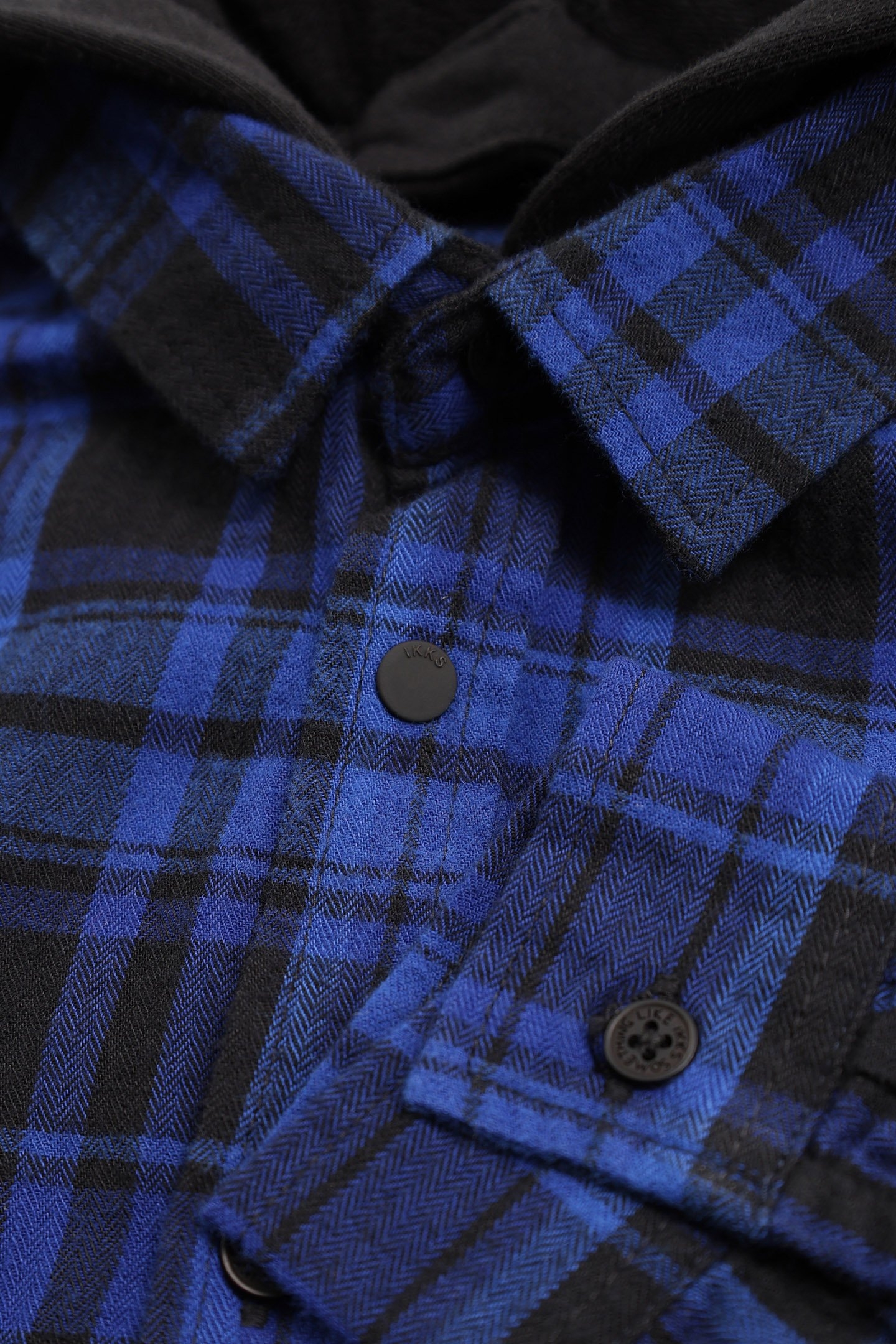 BLUE PLAID SHIRT WITH REMOVABLE BOY'S HOOD 7
