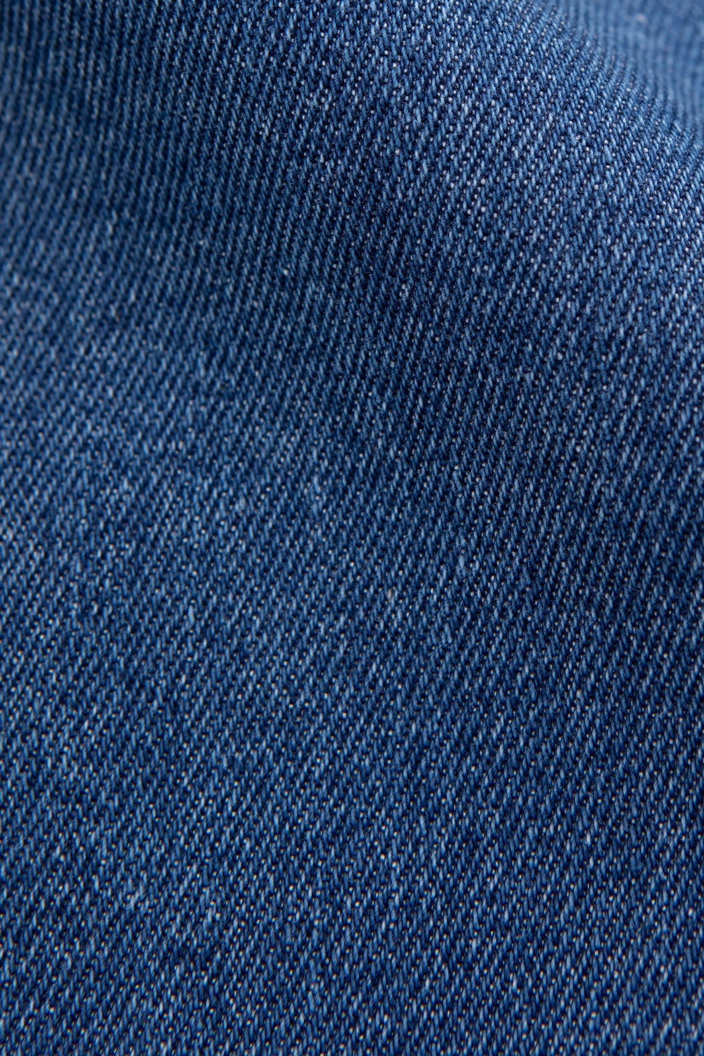 AUTHENTIC BLUE SLOUCHY JEANS 8