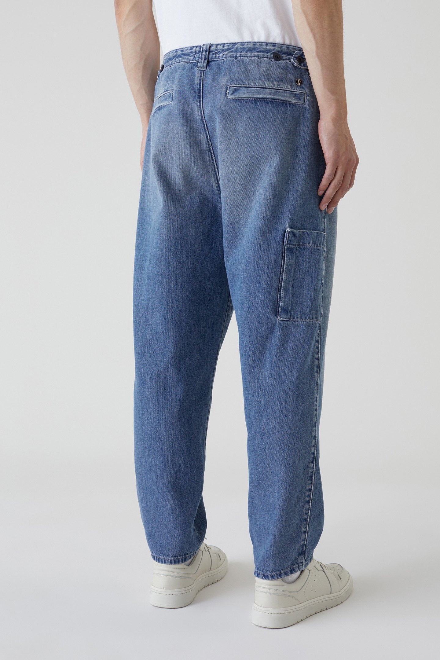 DOVER TAPERED JEANS MID BLUE 2