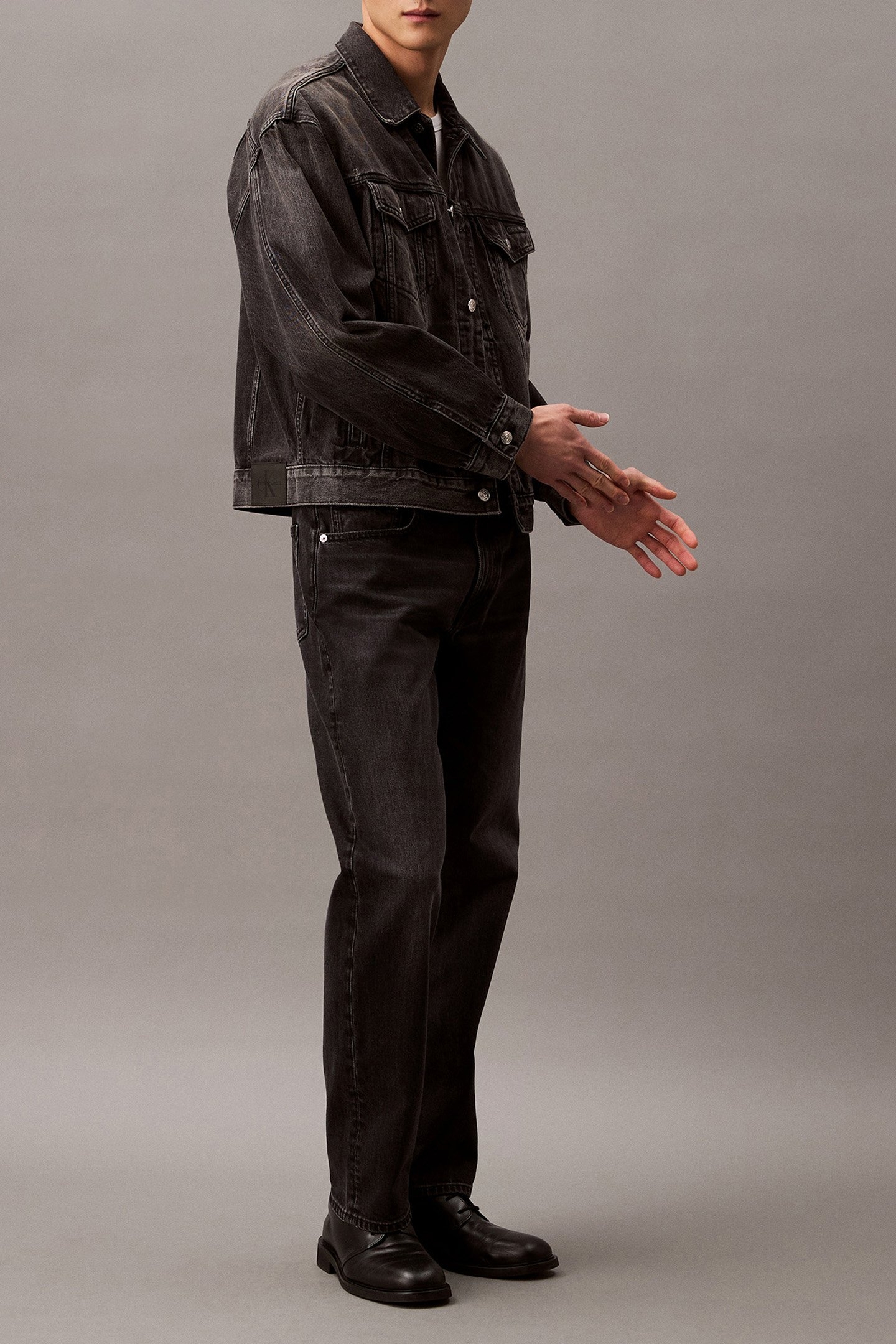 90S BLACK FOG DENIM JACKET 3