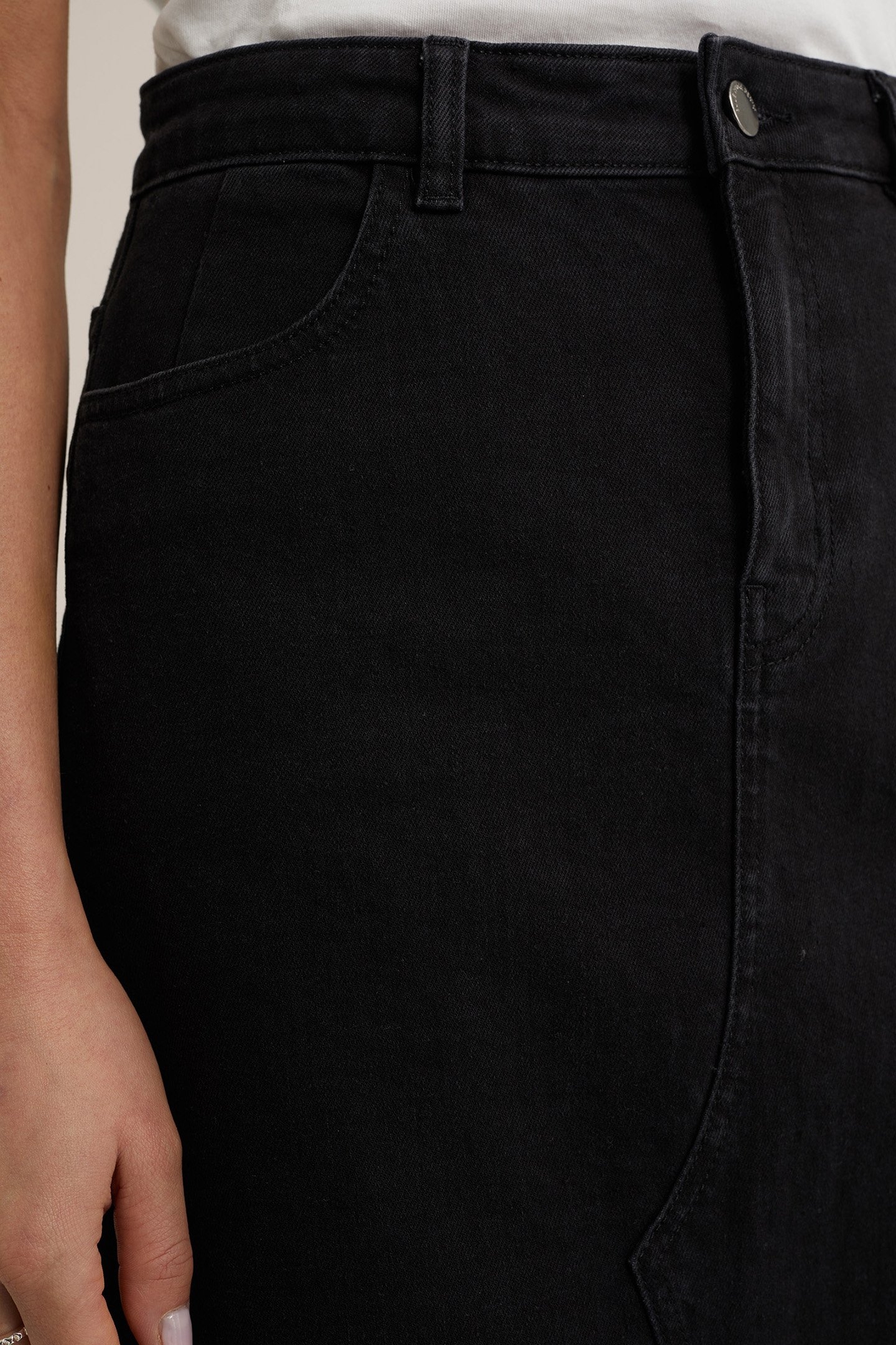 SKIRT MAXI LENGTH BLACK 5