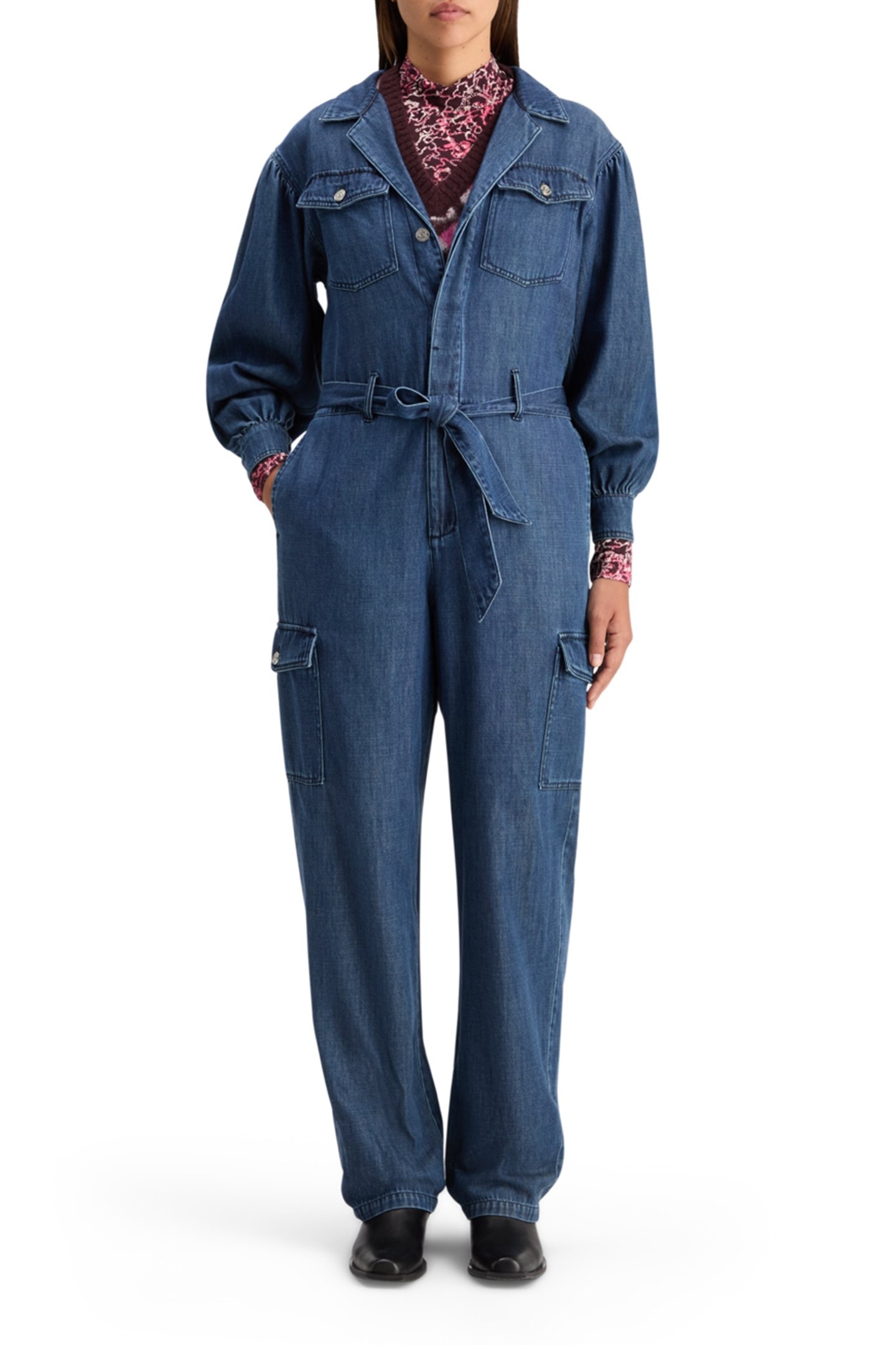 LIGHTWEIGHT DENIM JUMPSUIT IN DARK WASH WITH TONAL DETAILING 6