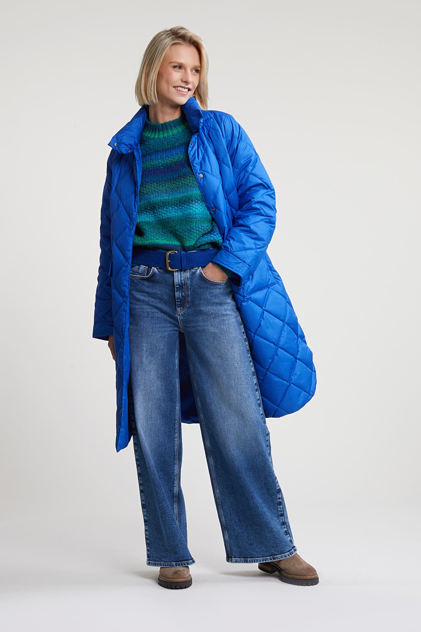 COBALT BLUE QUILTED DOWN JACKET APPLIED POCKETS 2