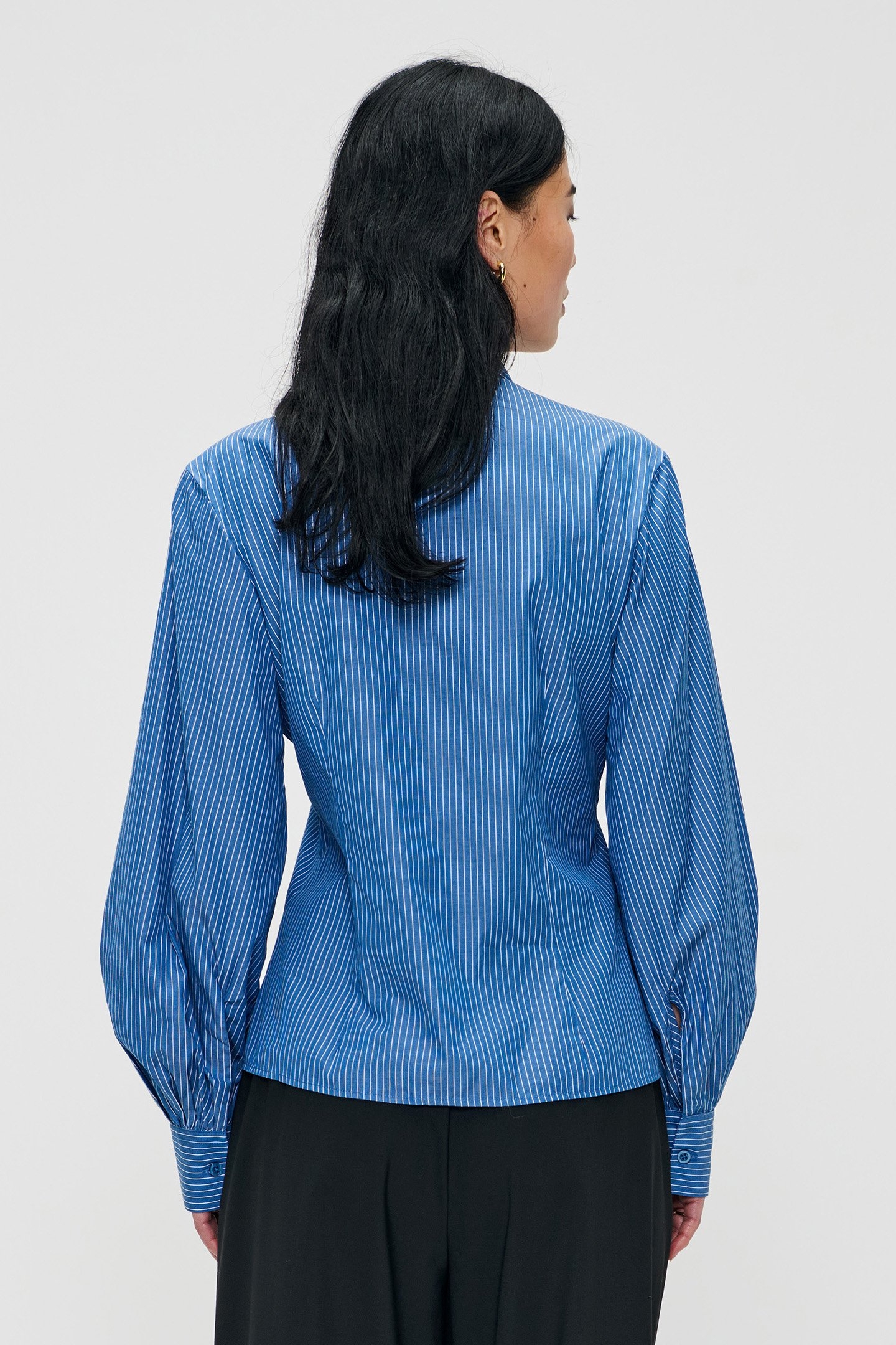 FITTED PUFF SLEEVE SHIRT OCEAN BLUE 2