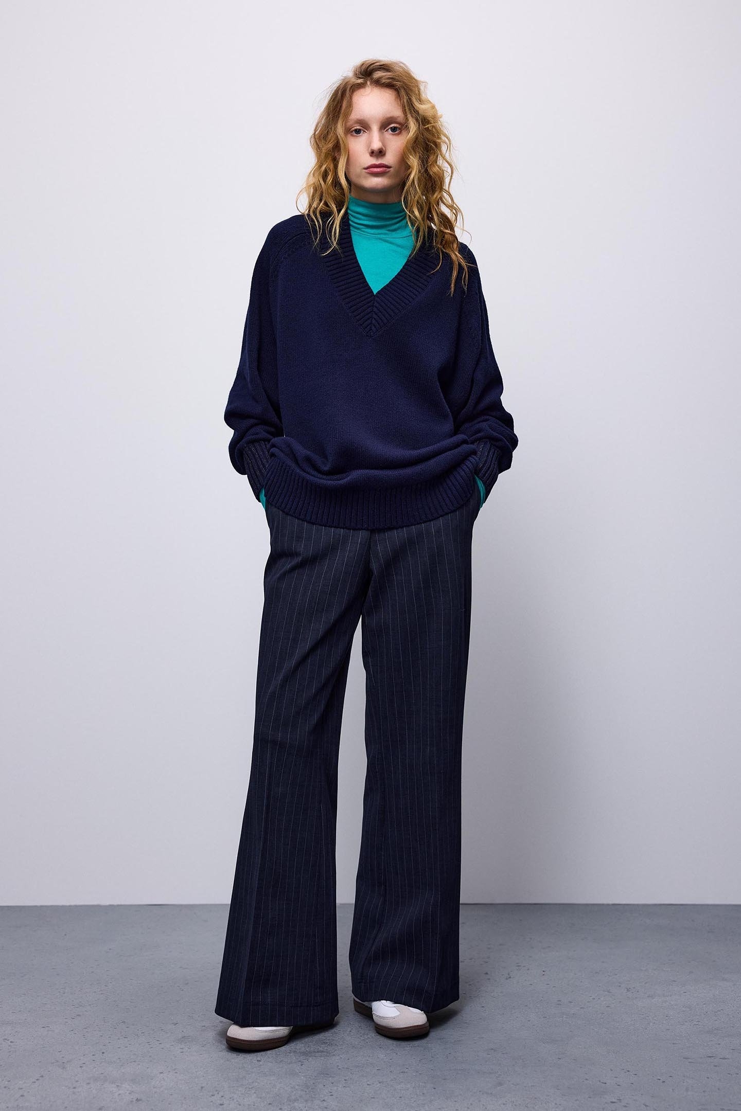 V-NECK SWEATER COTTON MERINO WOOL BLEND KNIT MIDNIGHT BLUE 1