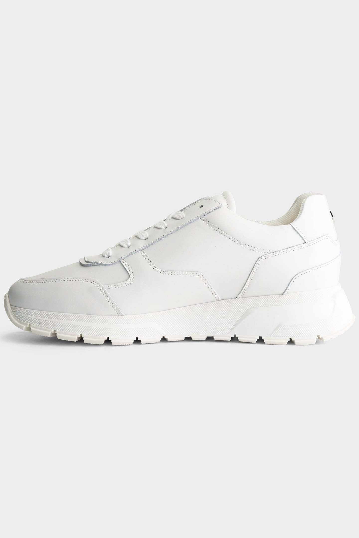 CLASSIC RUNNER I.A WHITE 4