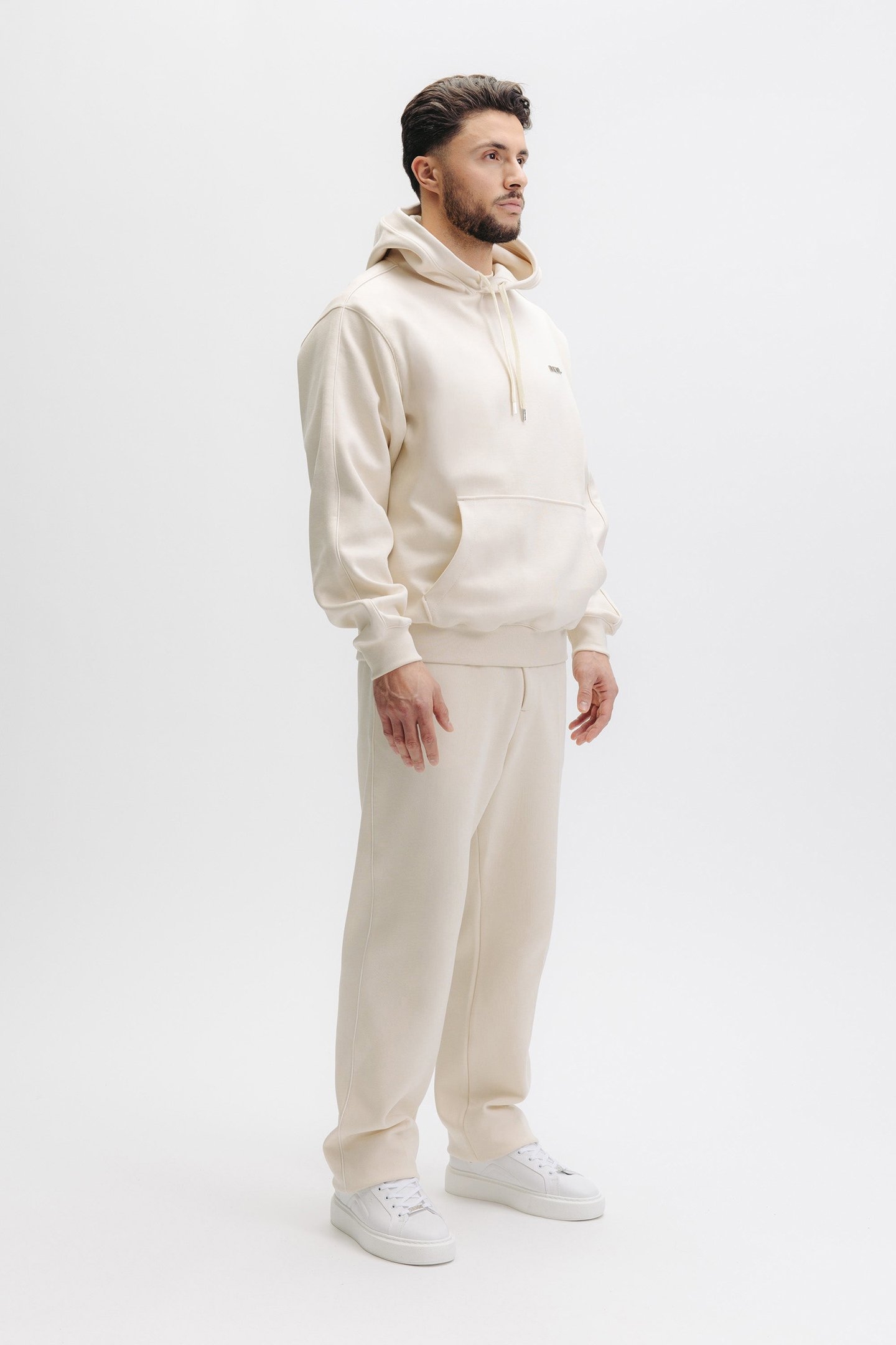 Q SERIES HOODIE WHITE SWAN 4