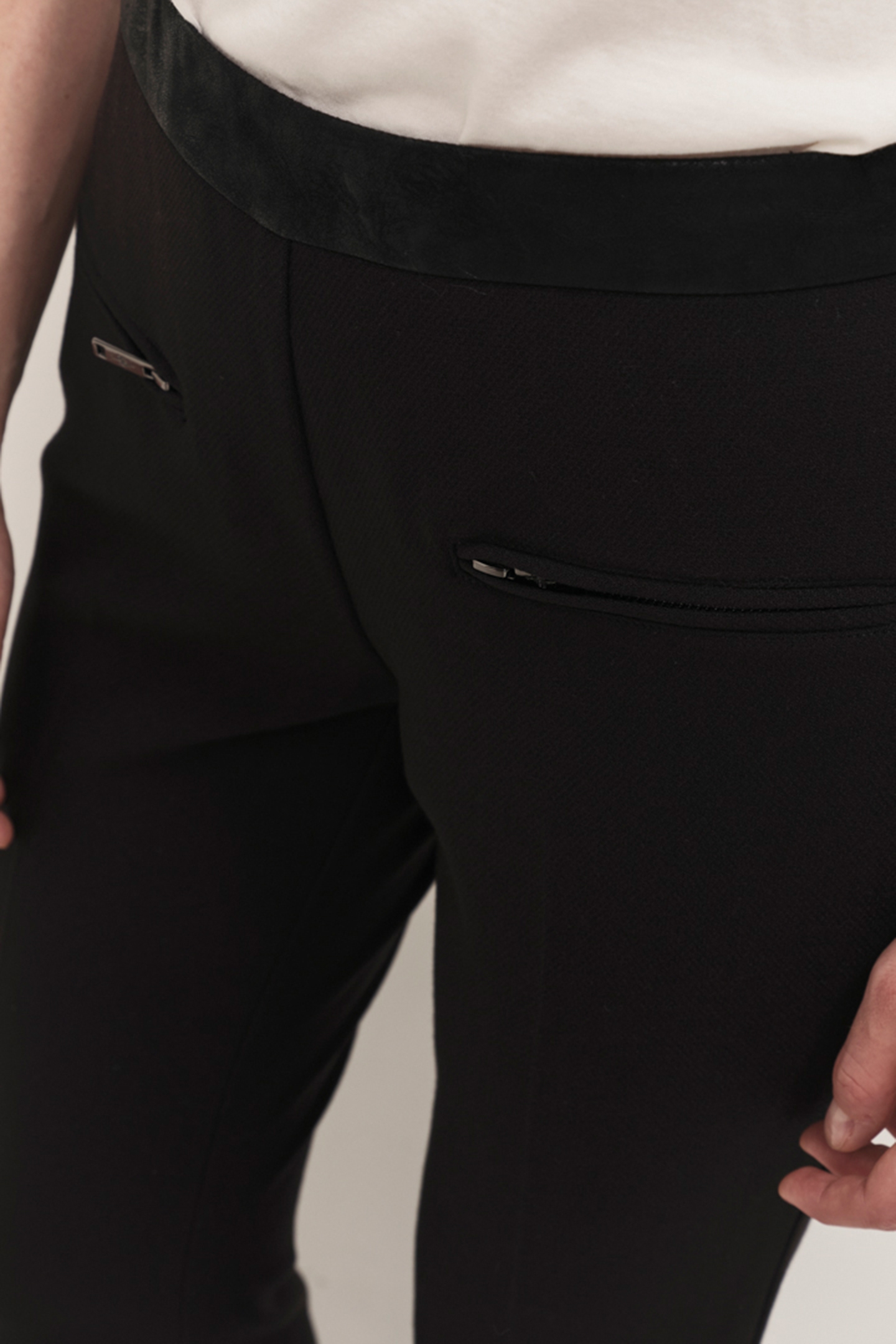 PROSPER - BLACK BOOTCUT SUIT PANTS 4