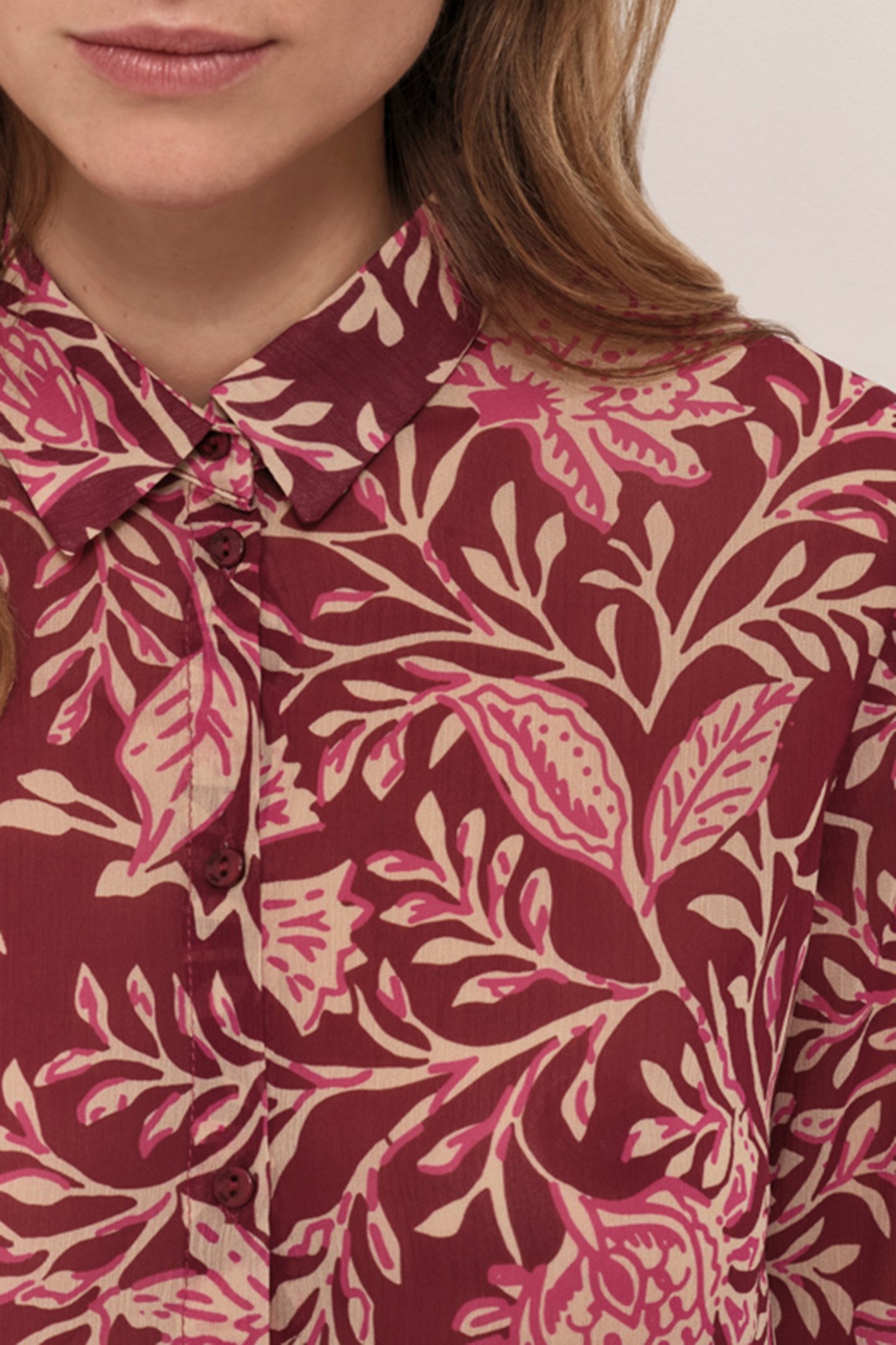 COLBIE - OPERA SHIRT WITH BAROQUE FOLIAGE PRINT 6