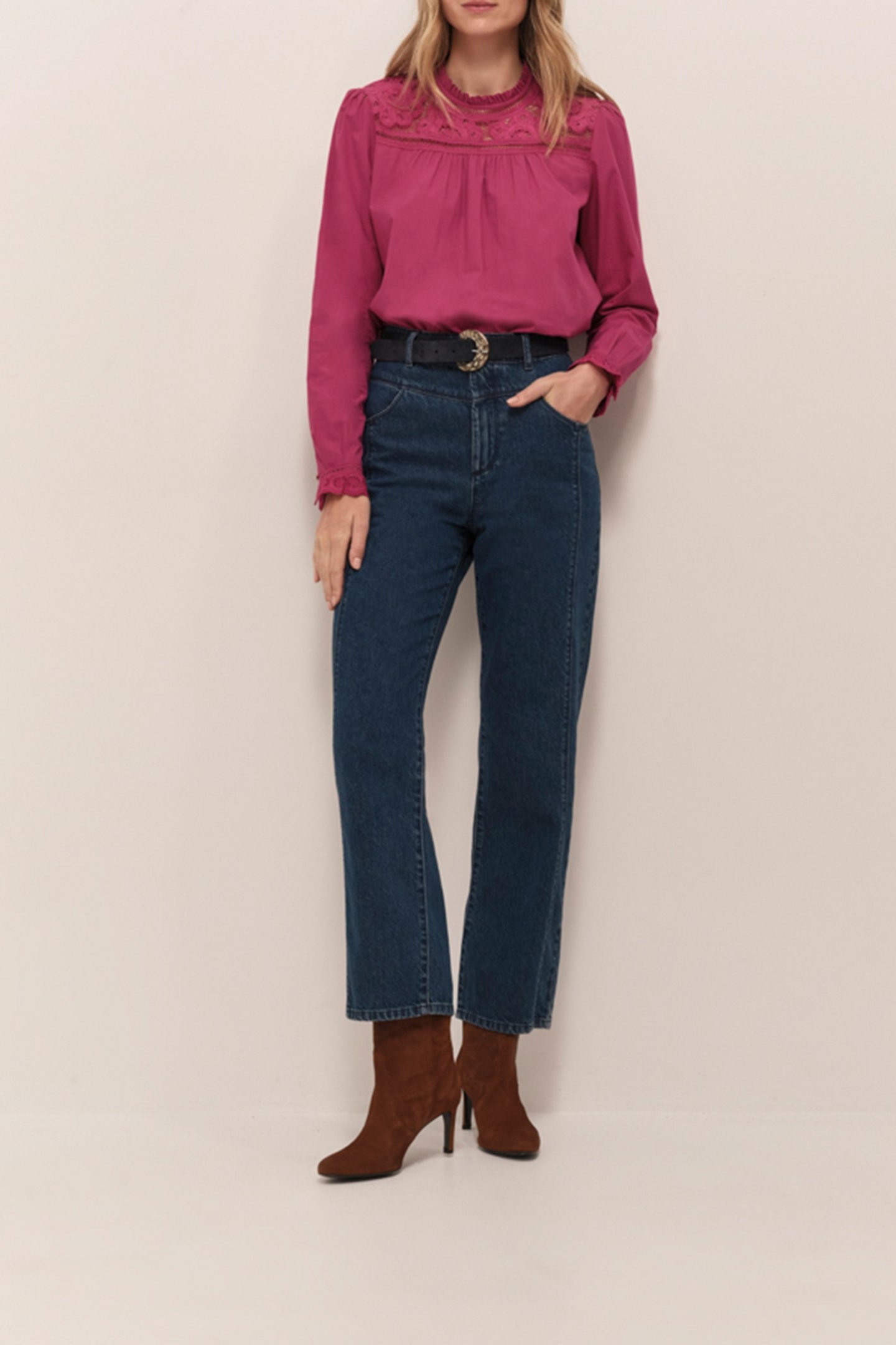 CRISTAL - FUCHSIA BLOUSE WITH RUFFLED COLLAR AND LACE 1