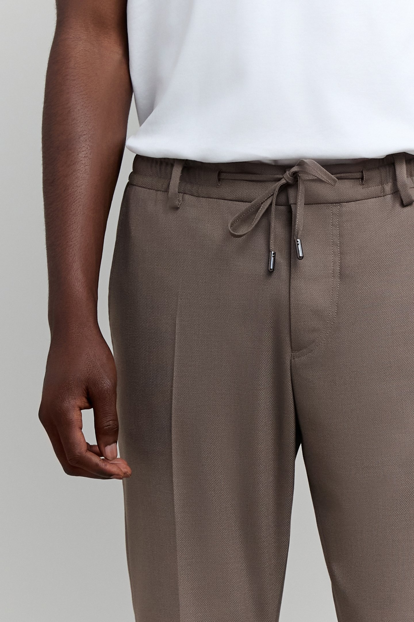 BROWN ELASTIC WAISTBAND JOGPANTS 5