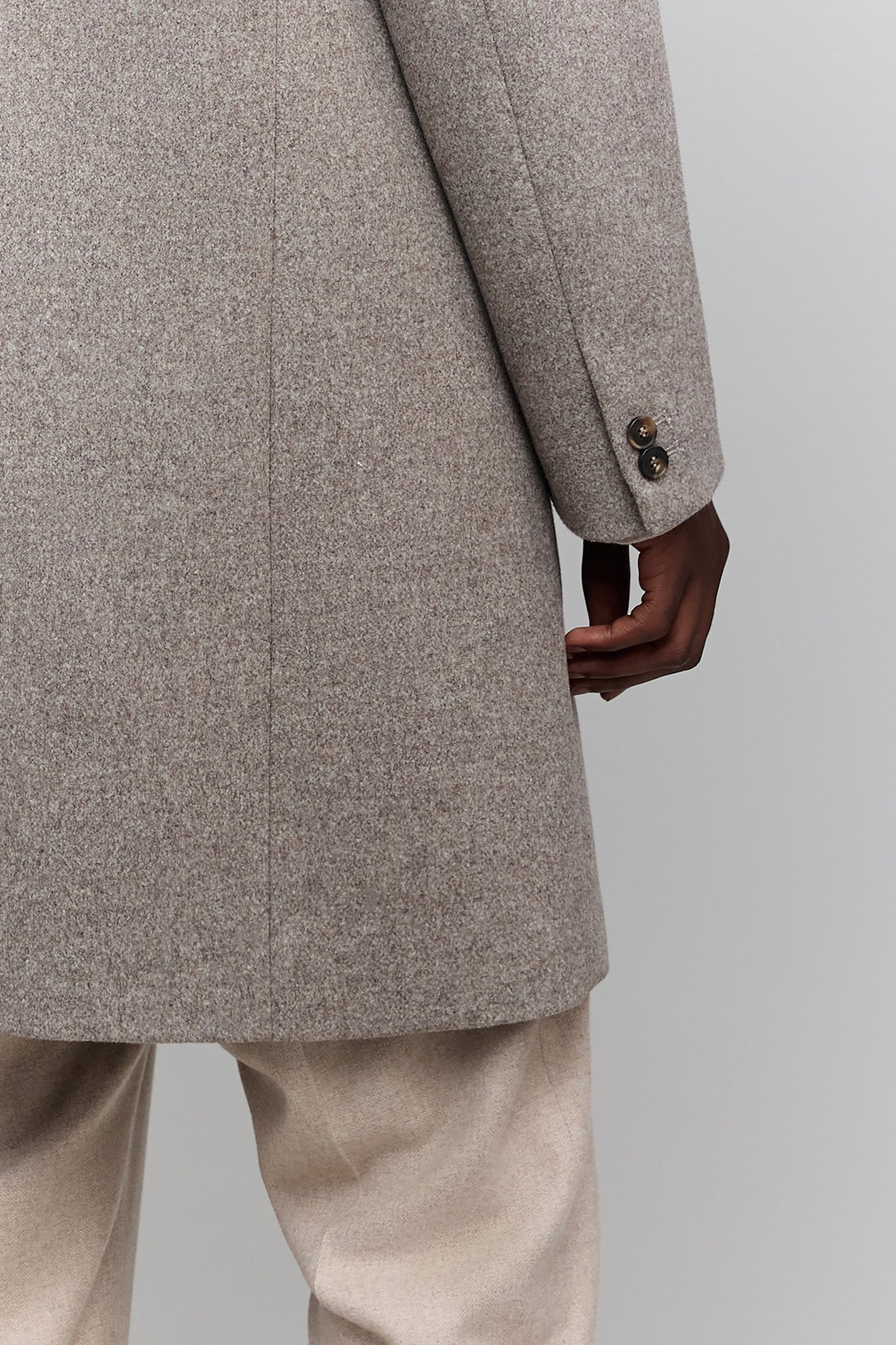 GREY WOOL COAT WITH REMOVABLE FACINGS 7