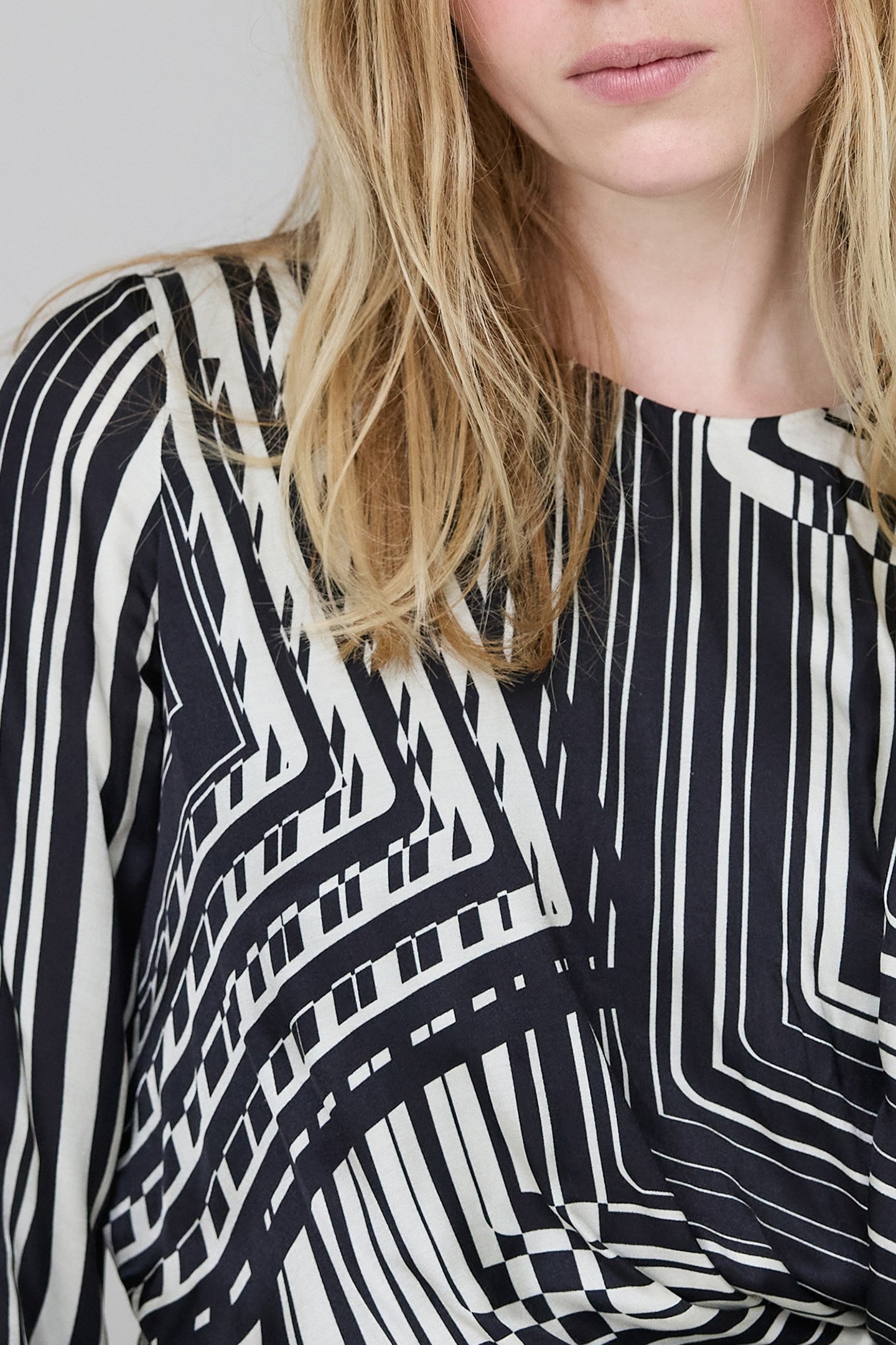 PURE EDITION-ART DECO GRAPHIC DRAPED BLACK DRESS 5