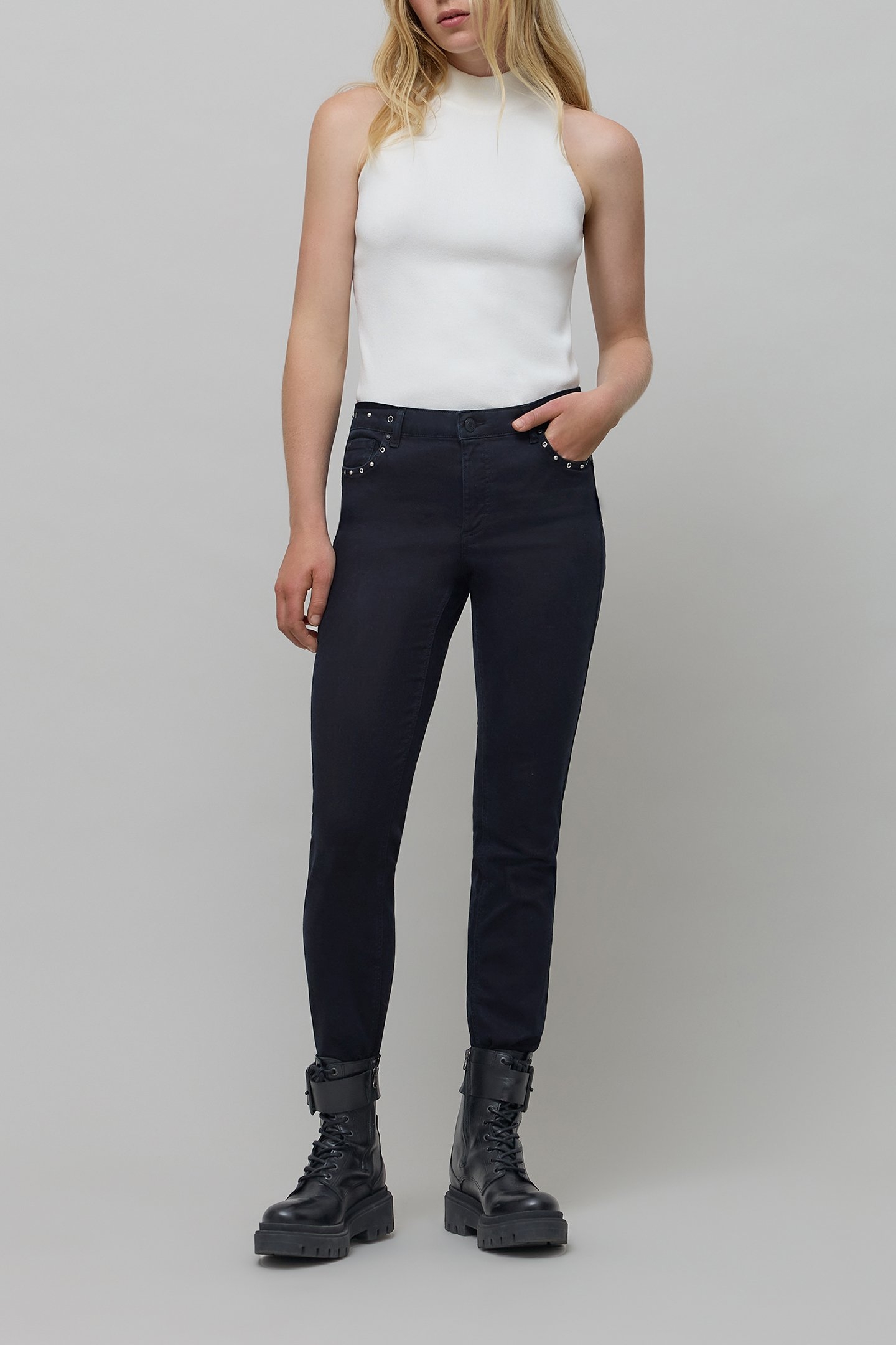 7/8TH SLIM BLUE BLACK POWERSTRETCH STUDDED JEANS 2