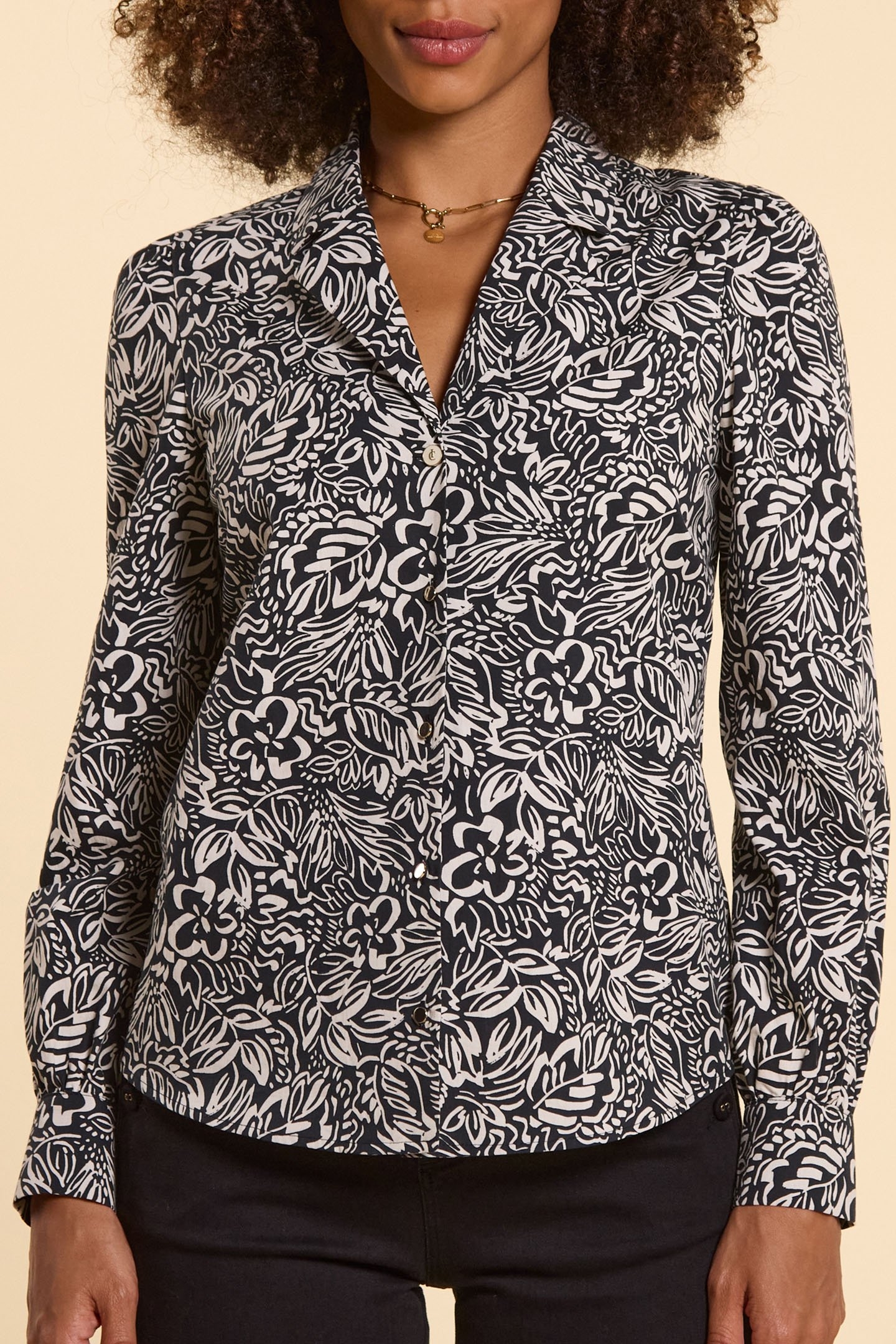 BLACK SHIRT WITH GRAPHIC FLORAL PRINT 1