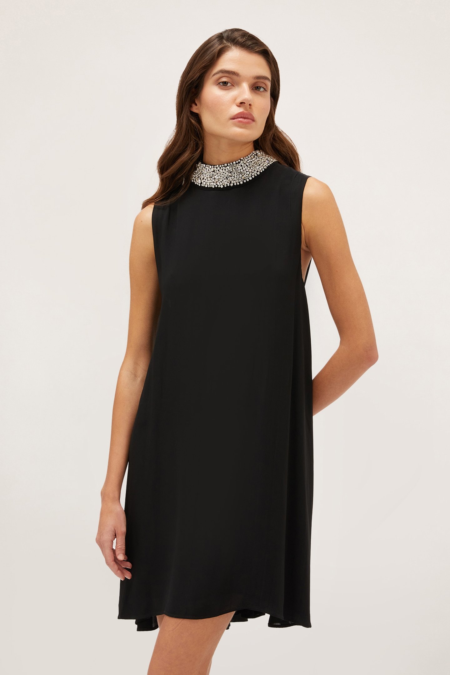 FLOWING DRESS WITH EMBROIDERED COLLAR BLACK 1