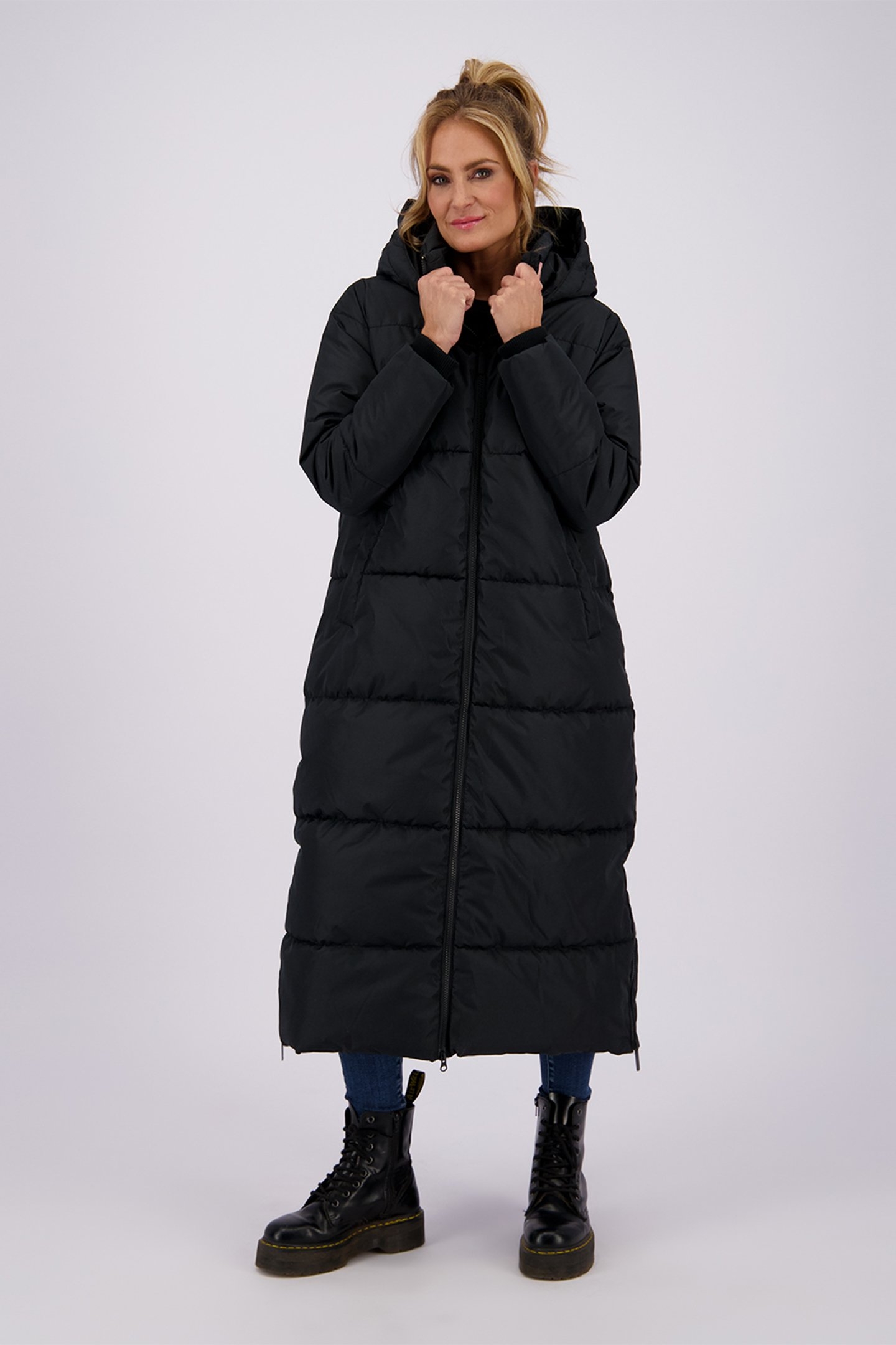 TEVINA JACKETS DEEP BLACK 1