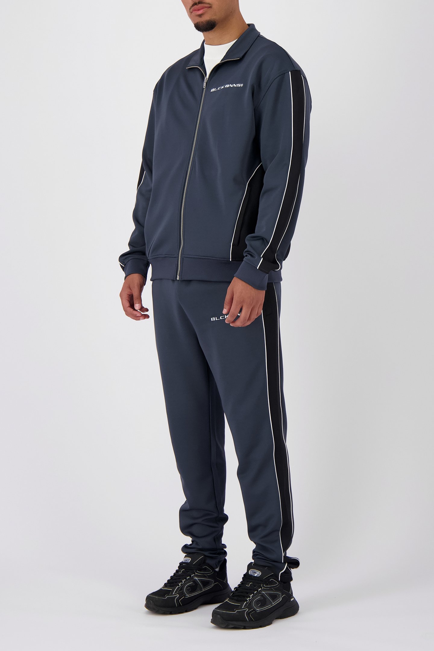 PANEL-V1 TRACKPANTS CHARCOAL 5