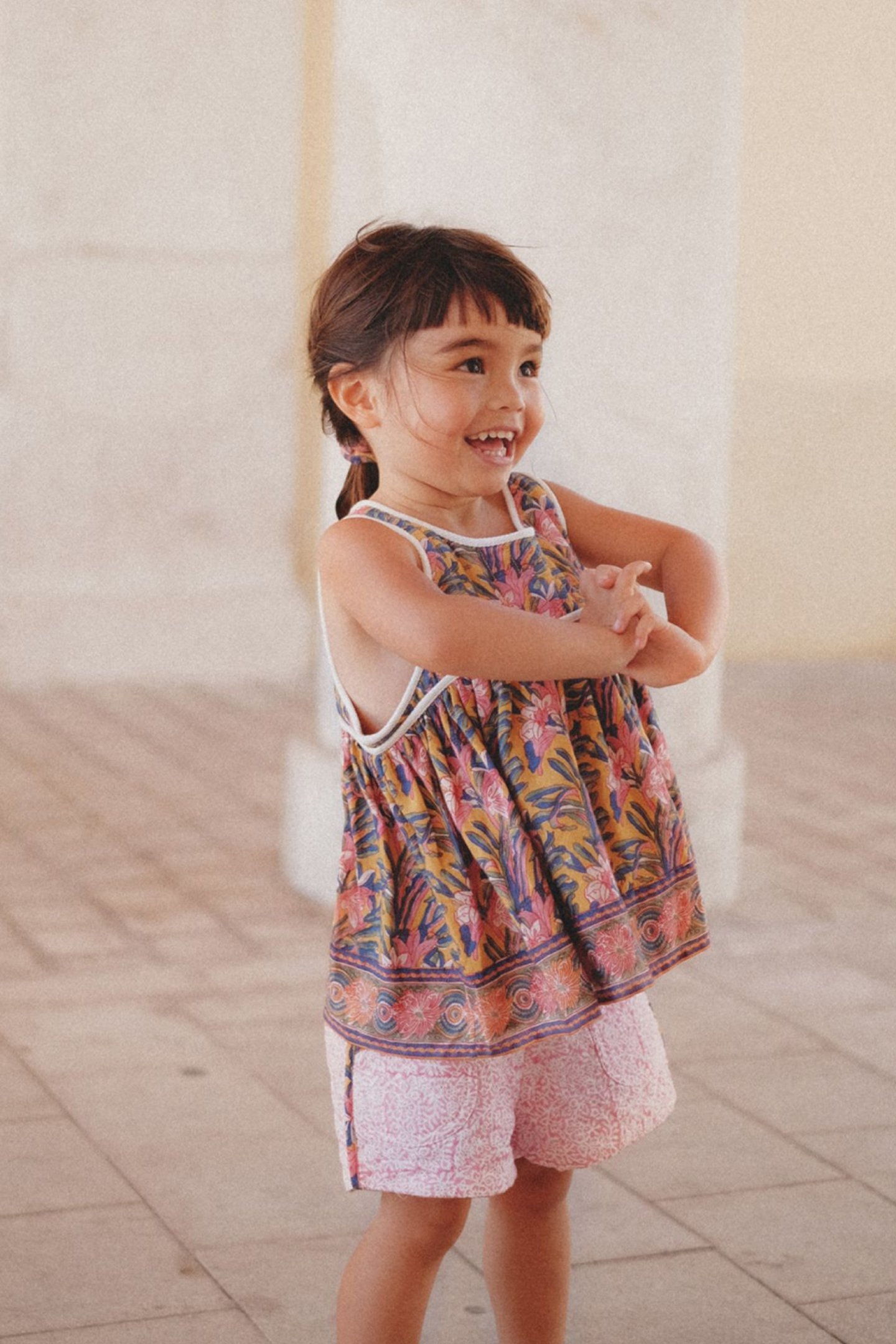 TOP MELANIE HONEY FLOWER 1