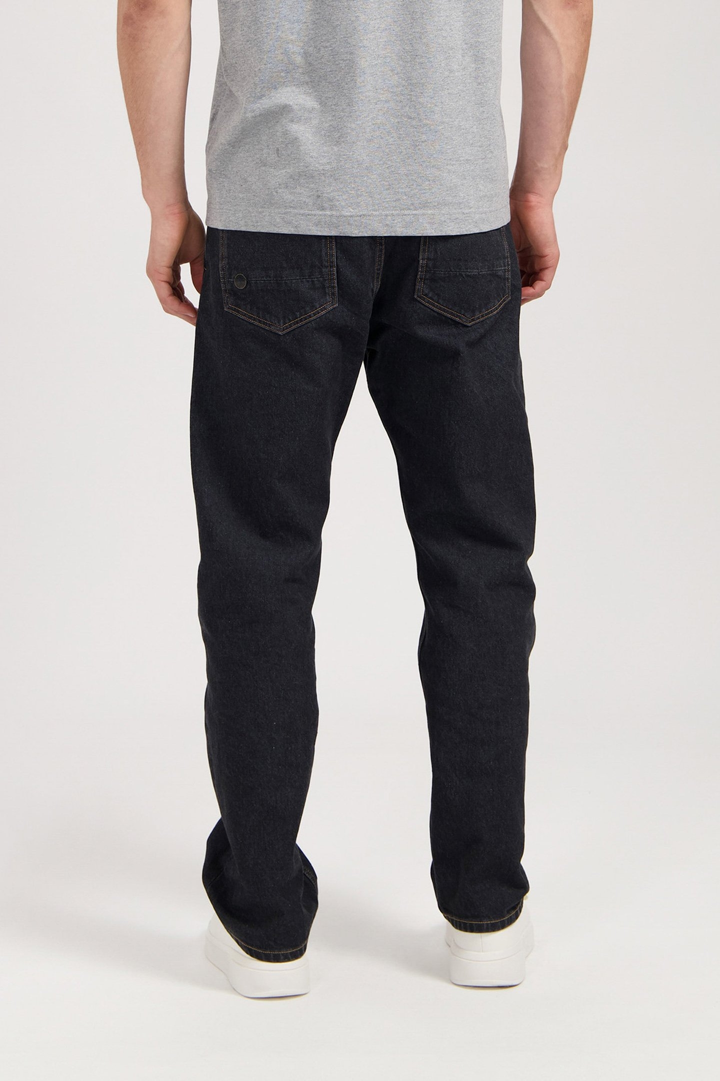 ALEX MID LOOSE BLACKDIP 2