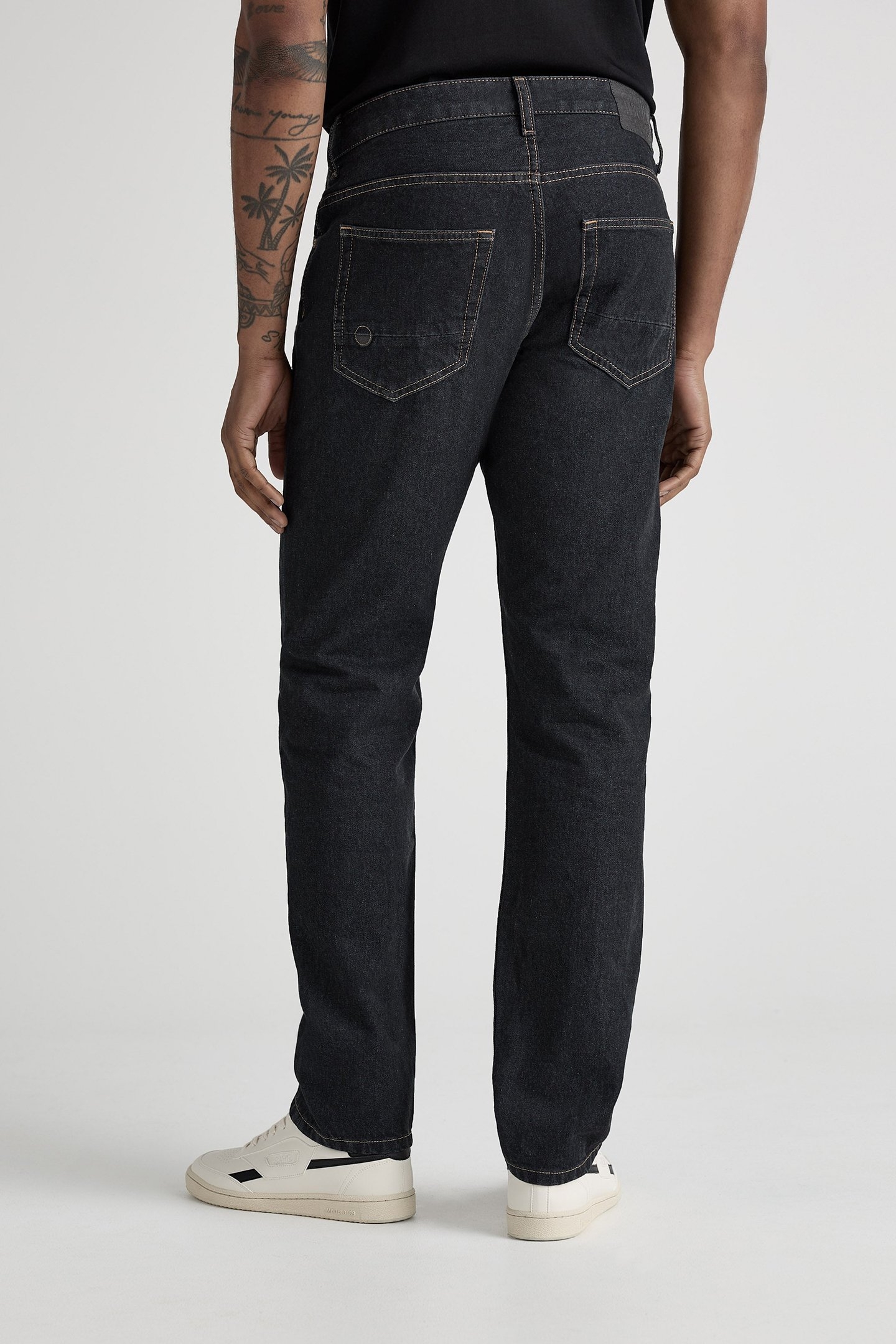 EASY MID TAPERED BLACK DIP 2